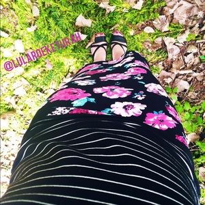 UNICORN LuLaRoe Floral Cassie Skirt